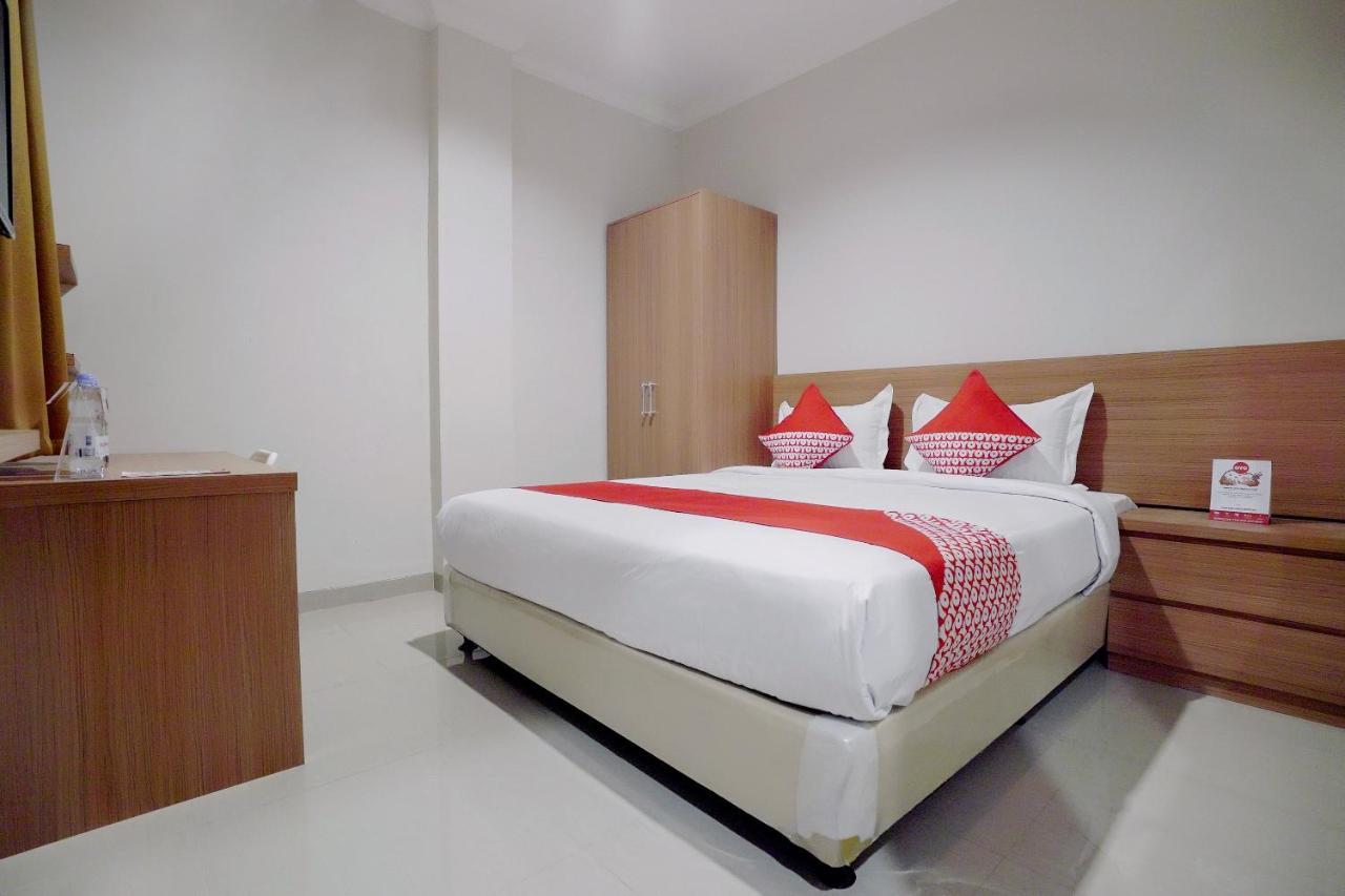Oyo 415 The Kartini 8 Residence Jakarta Ngoại thất bức ảnh