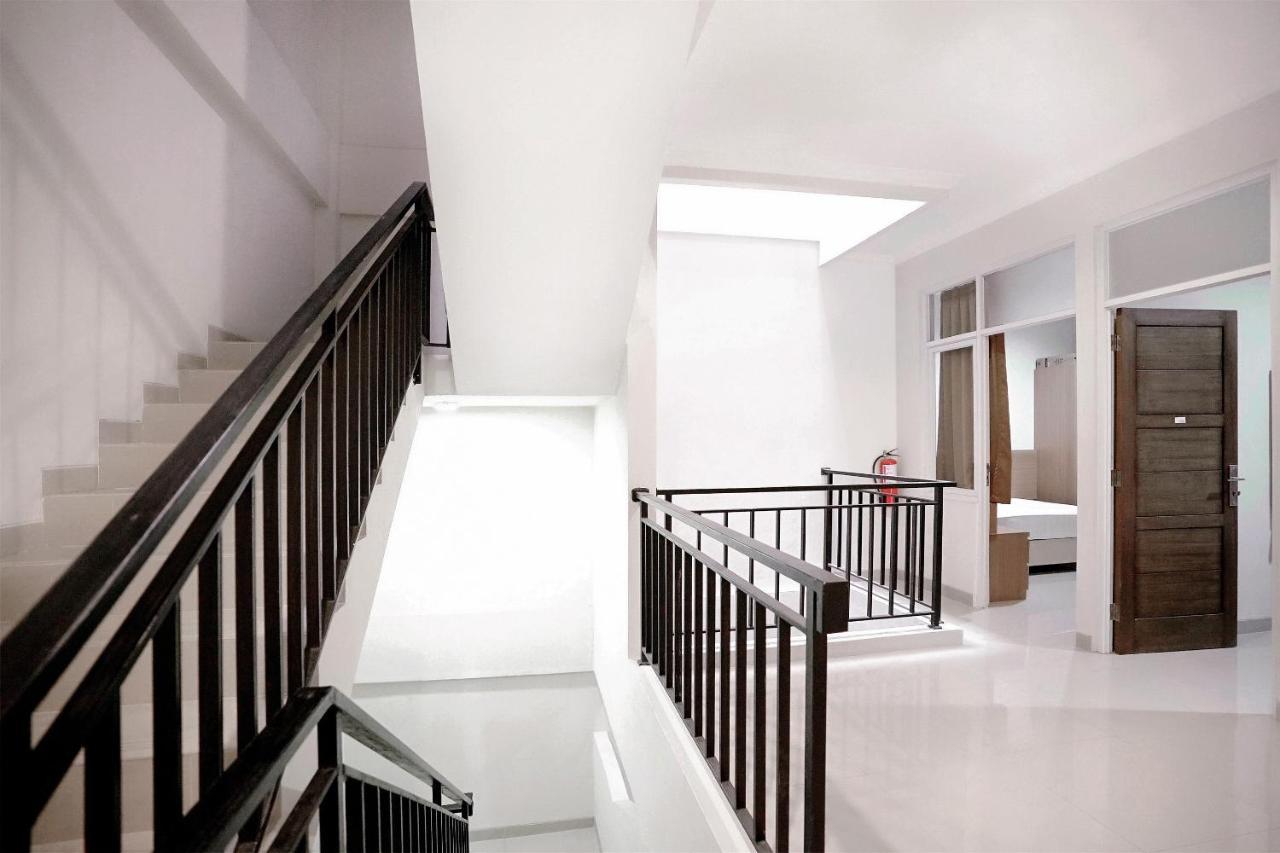 Oyo 415 The Kartini 8 Residence Jakarta Ngoại thất bức ảnh