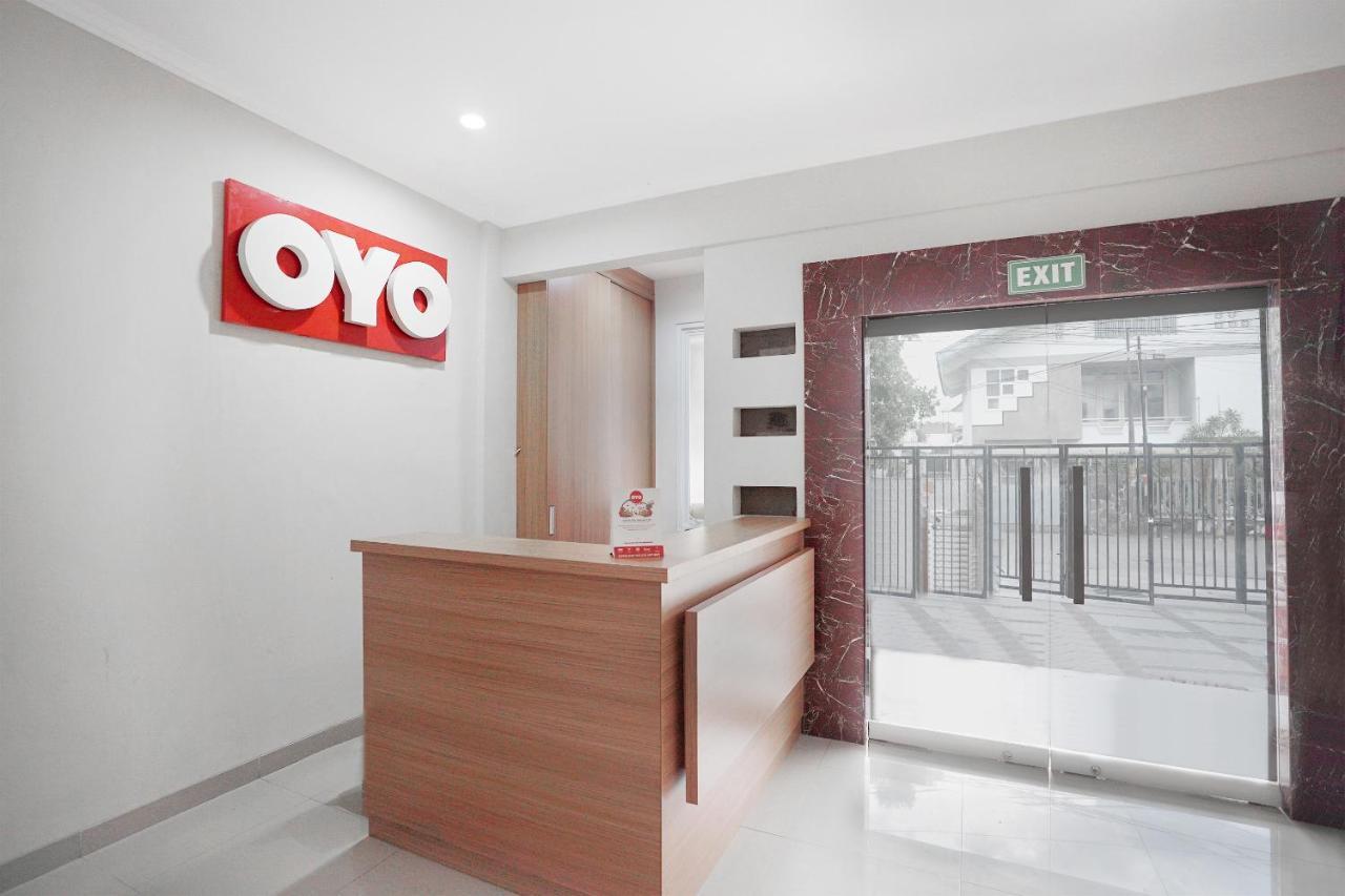 Oyo 415 The Kartini 8 Residence Jakarta Ngoại thất bức ảnh