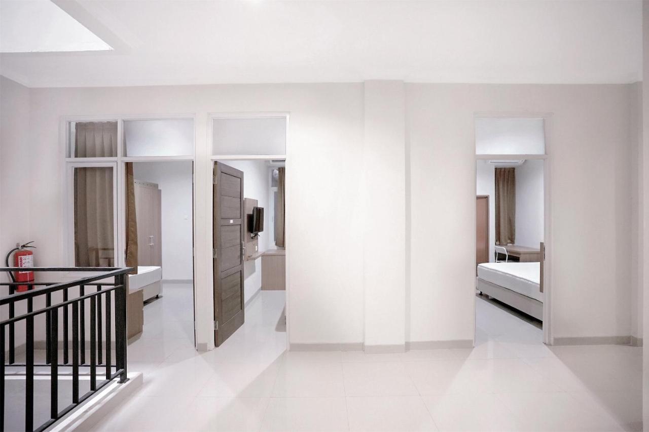 Oyo 415 The Kartini 8 Residence Jakarta Ngoại thất bức ảnh