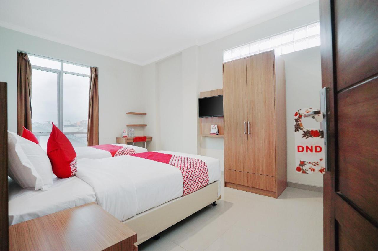Oyo 415 The Kartini 8 Residence Jakarta Ngoại thất bức ảnh
