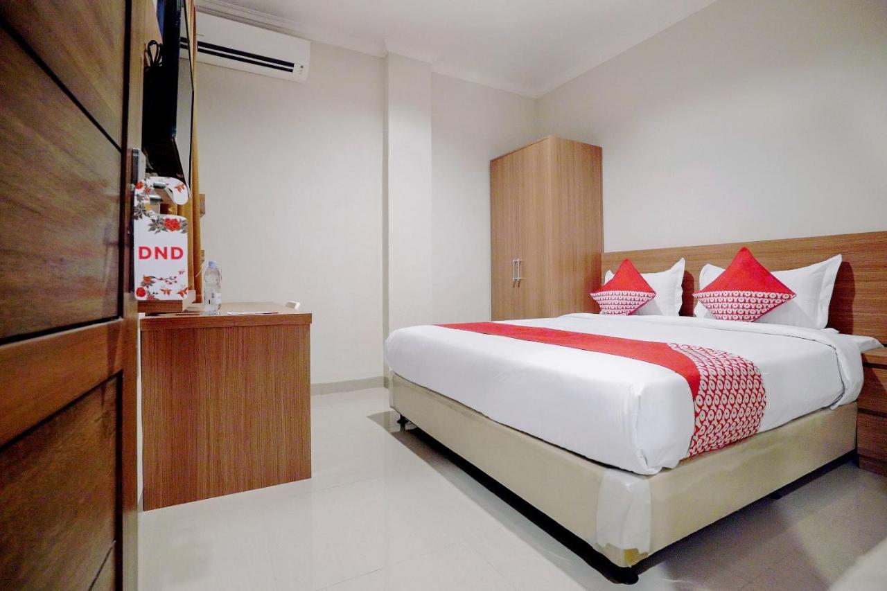 Oyo 415 The Kartini 8 Residence Jakarta Ngoại thất bức ảnh