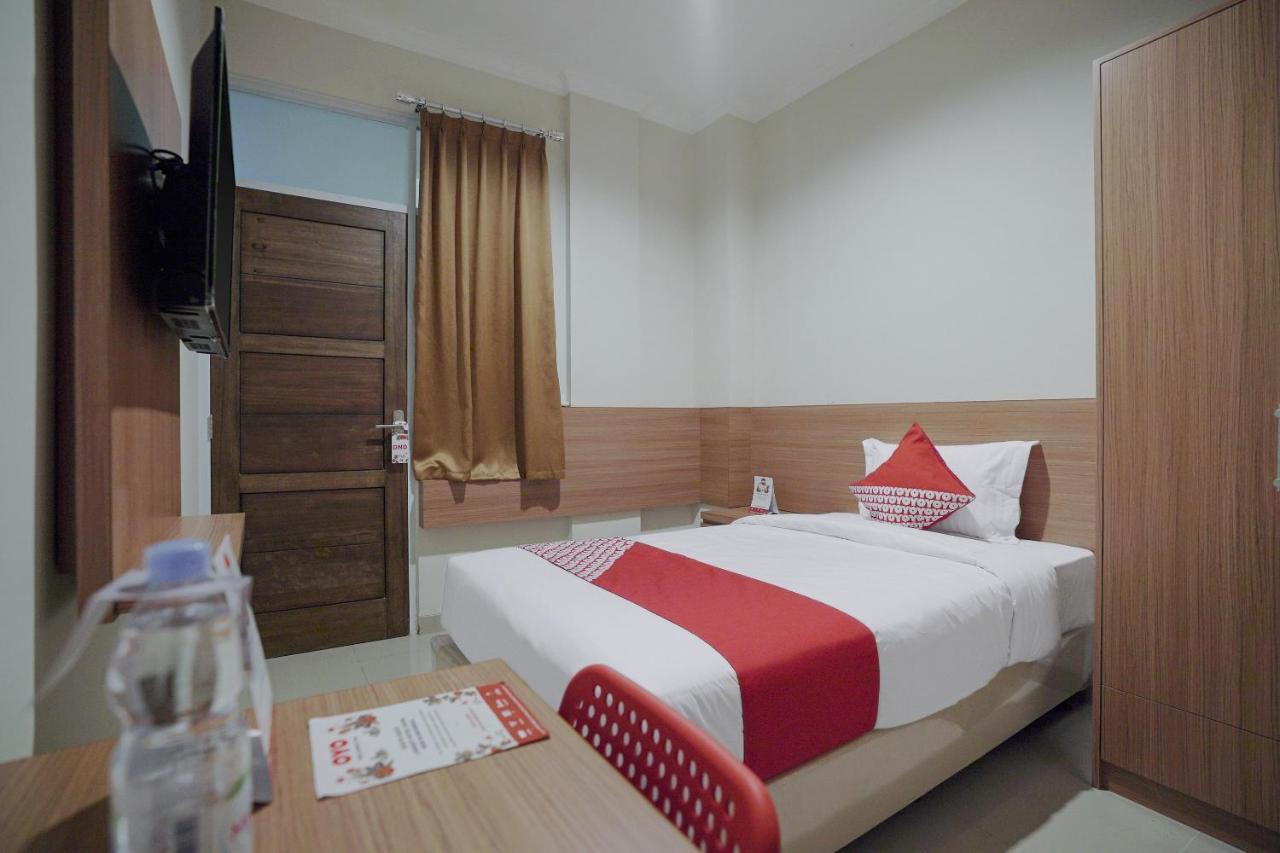 Oyo 415 The Kartini 8 Residence Jakarta Ngoại thất bức ảnh