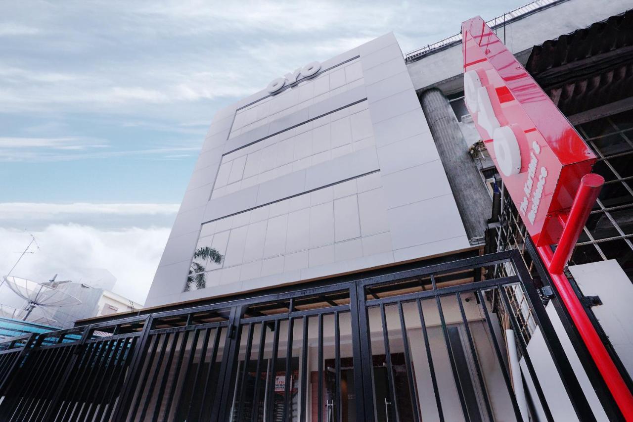 Oyo 415 The Kartini 8 Residence Jakarta Ngoại thất bức ảnh