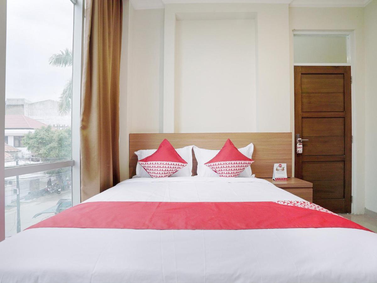 Oyo 415 The Kartini 8 Residence Jakarta Ngoại thất bức ảnh