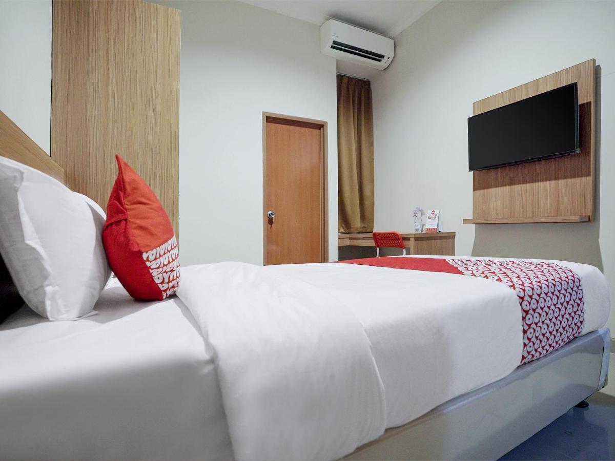 Oyo 415 The Kartini 8 Residence Jakarta Ngoại thất bức ảnh