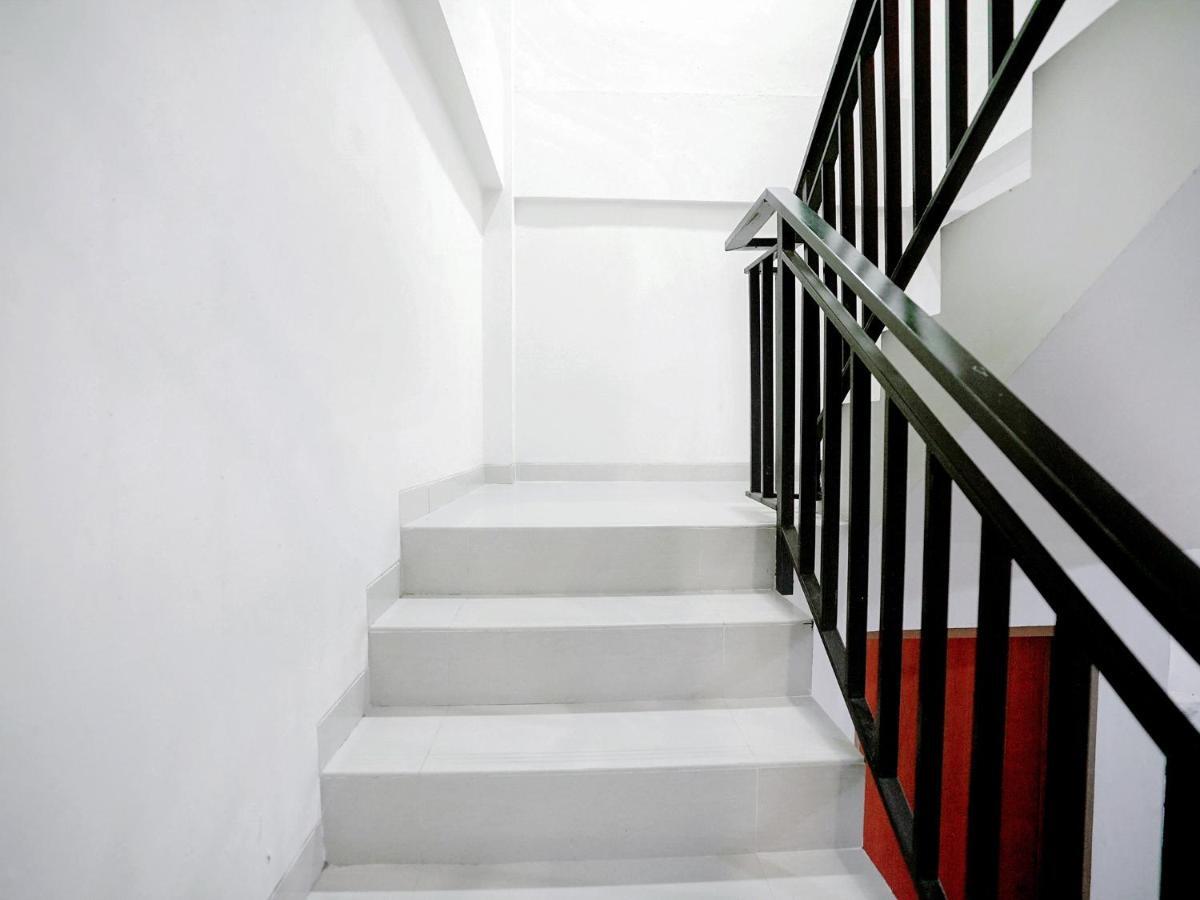 Oyo 415 The Kartini 8 Residence Jakarta Ngoại thất bức ảnh