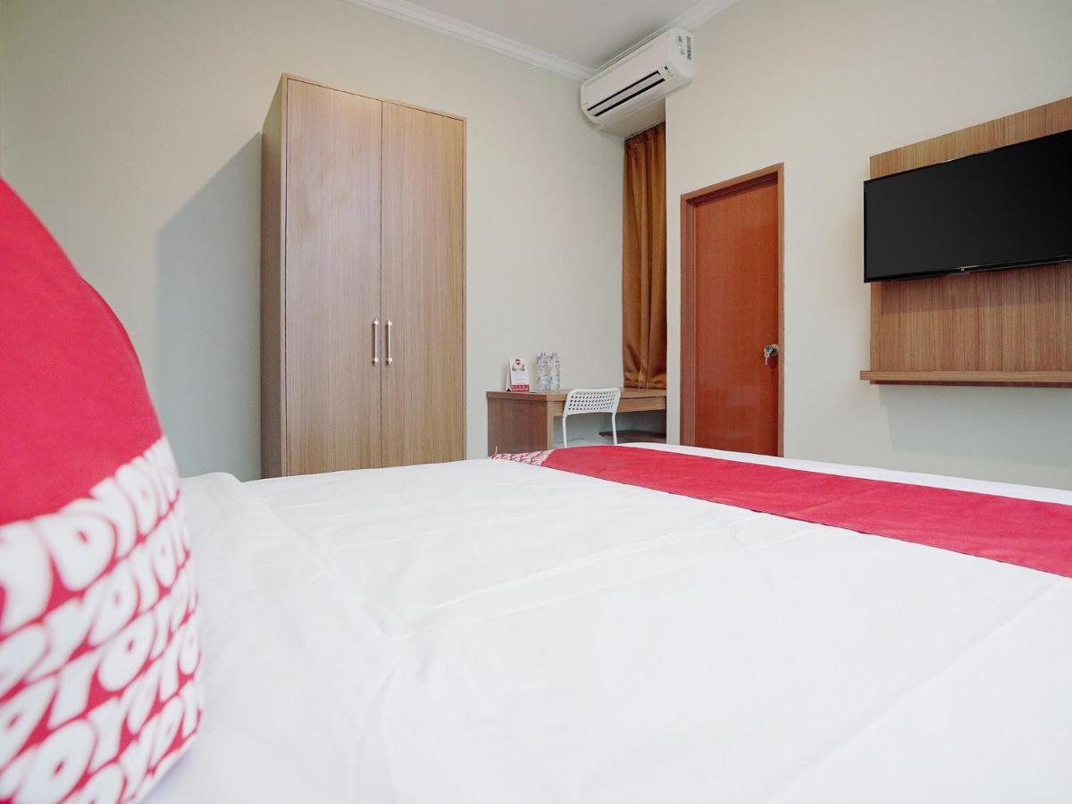 Oyo 415 The Kartini 8 Residence Jakarta Ngoại thất bức ảnh