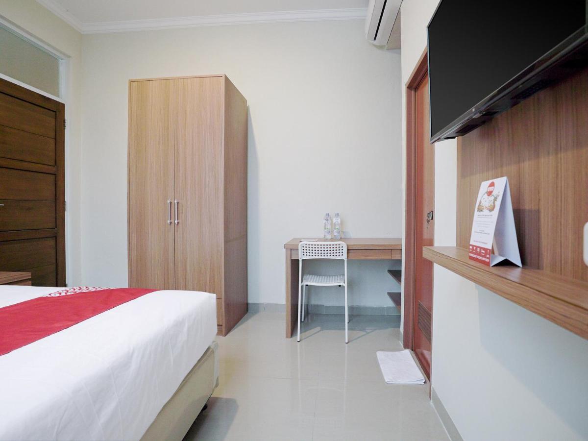 Oyo 415 The Kartini 8 Residence Jakarta Ngoại thất bức ảnh